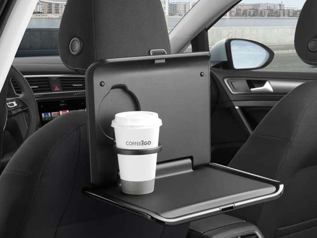 Folding table