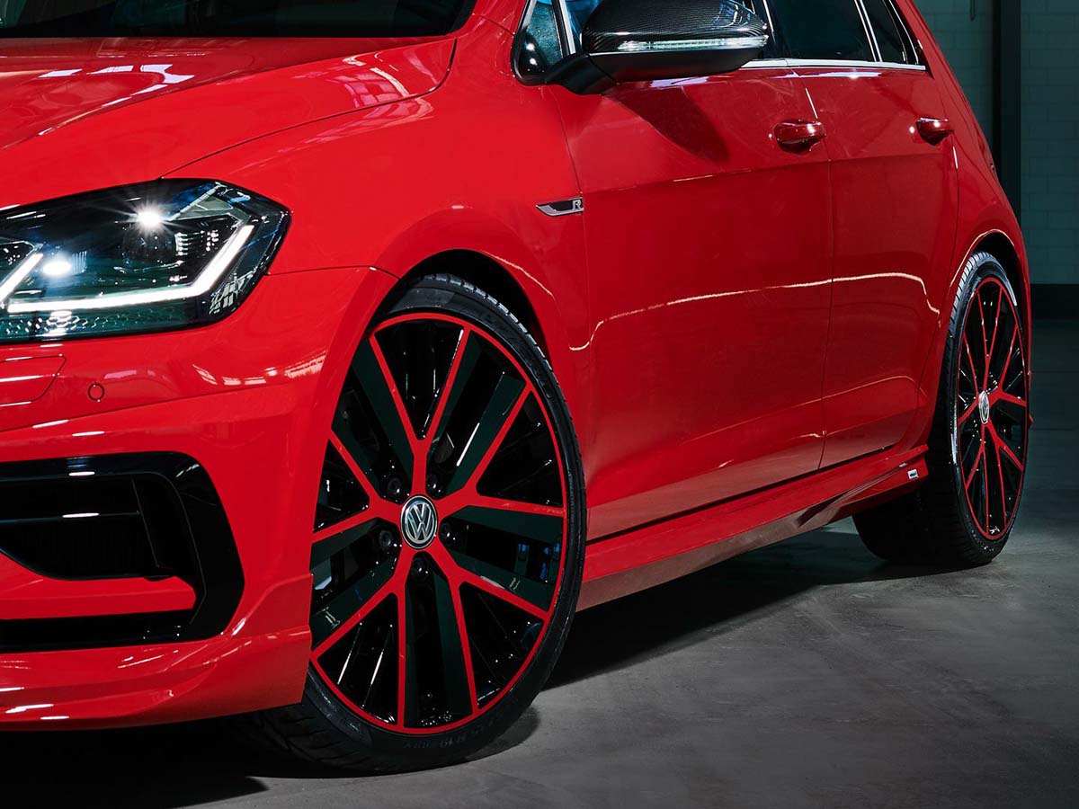 Side skirts