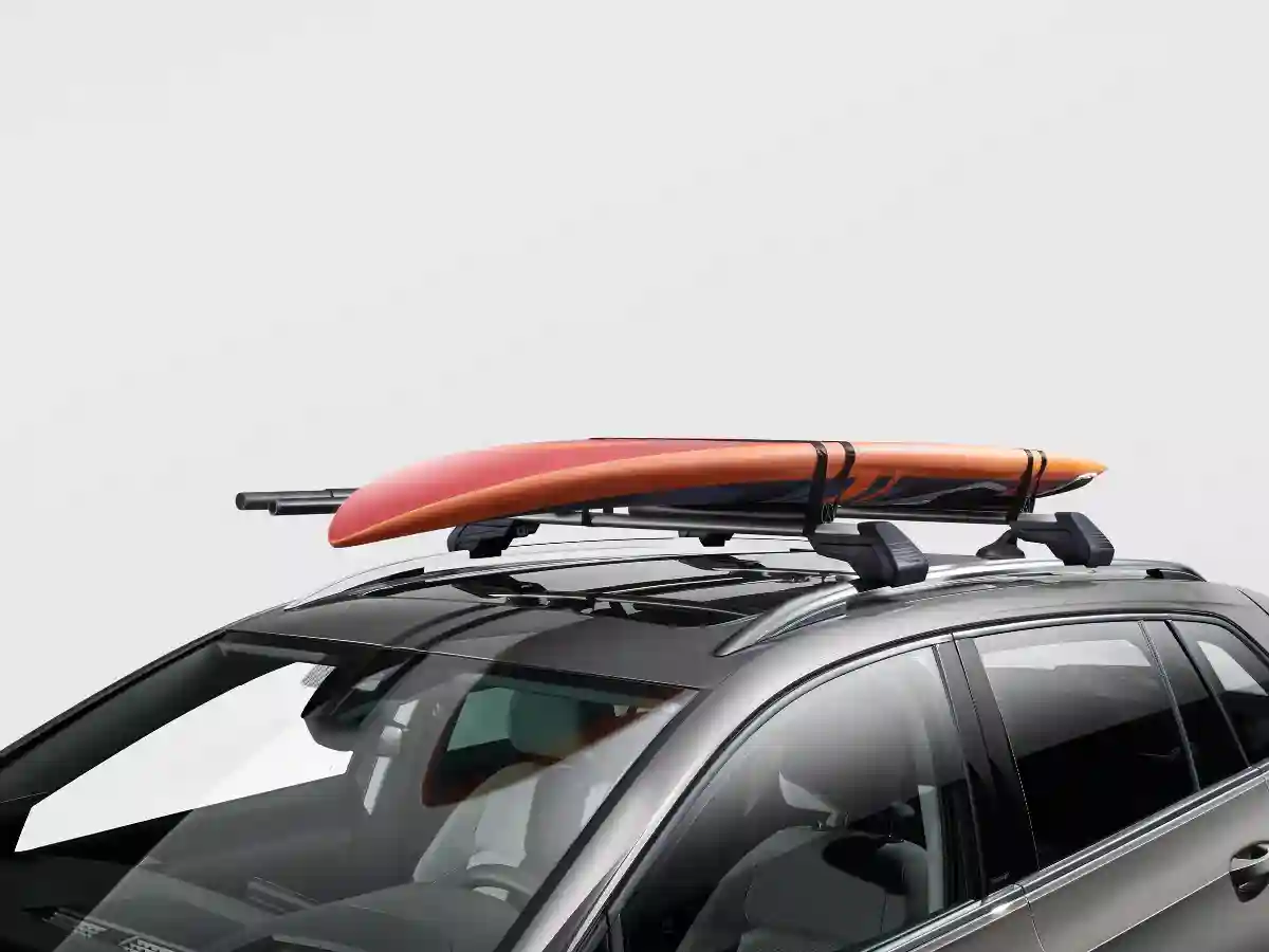 Surfboard carrier