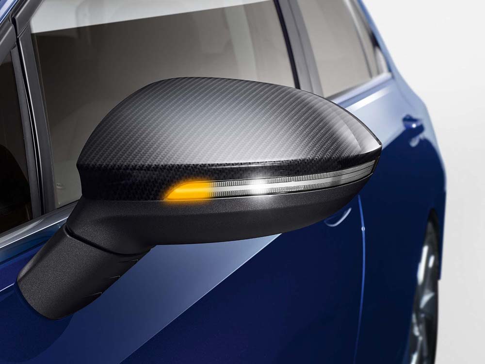 LED exterior mirror turn signal animated (dynamic turn signal)