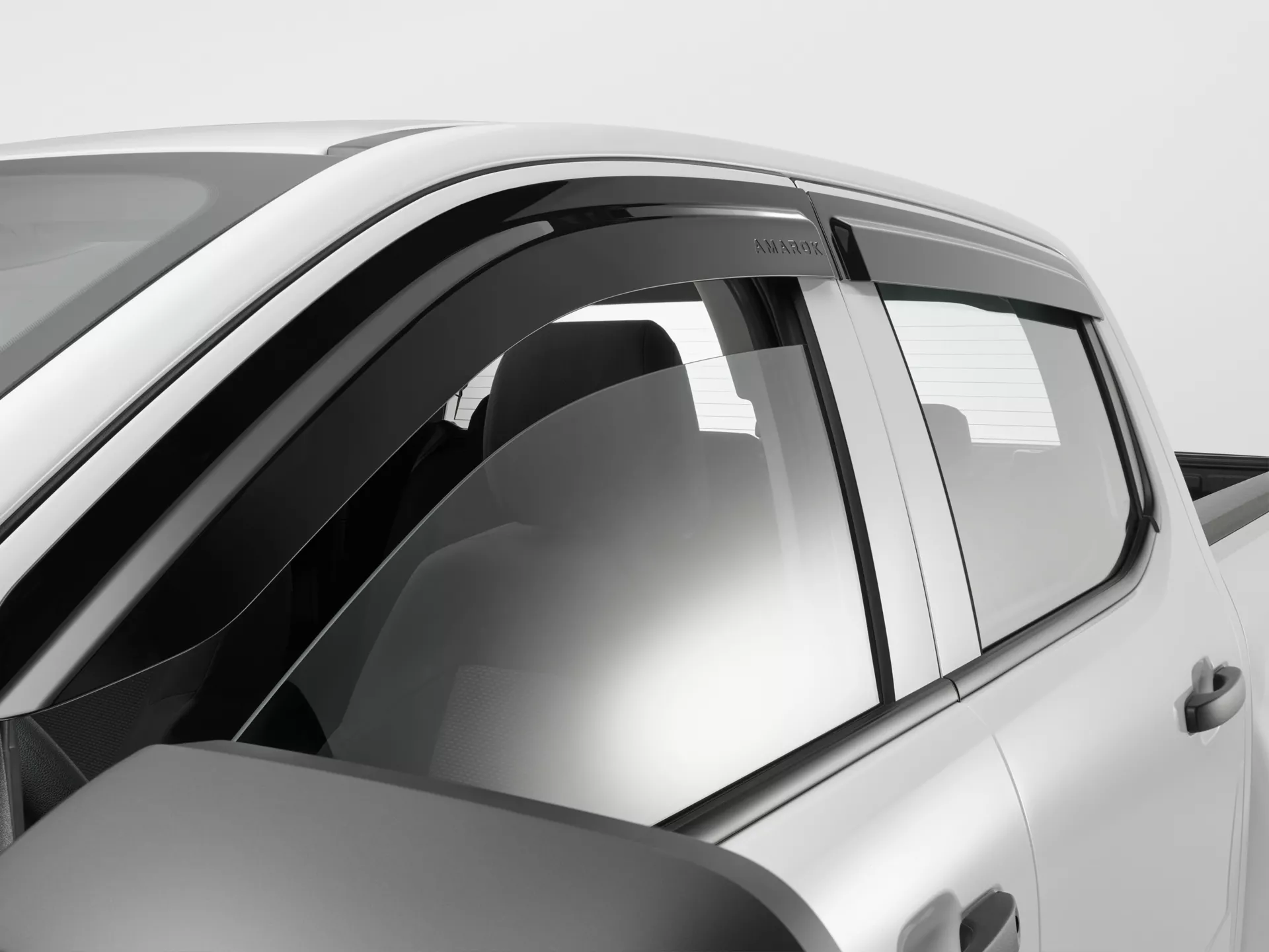 Side wind deflector (weathershields)