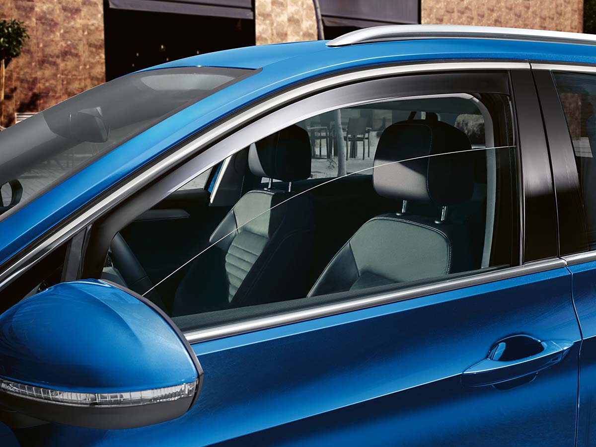 Slimline weathershields