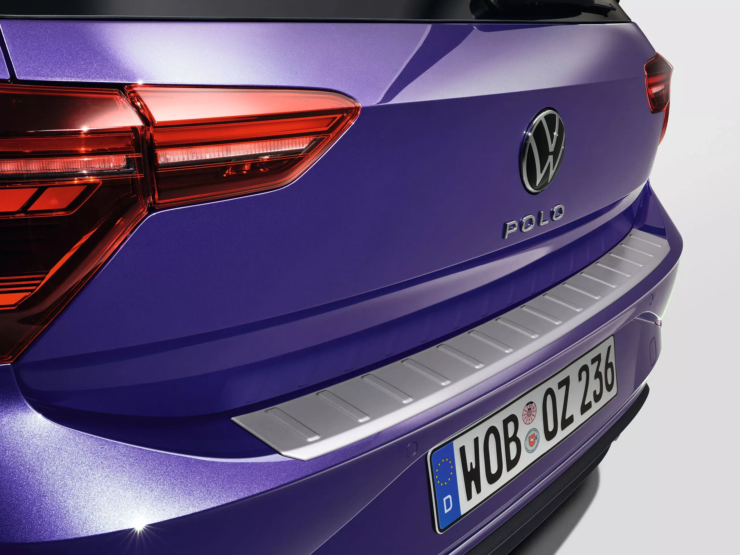 Loading sill protection plate (Not for Polo GTI)