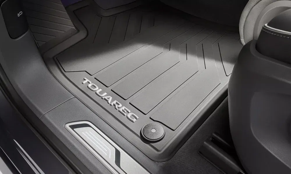 All-weather floor mats, front