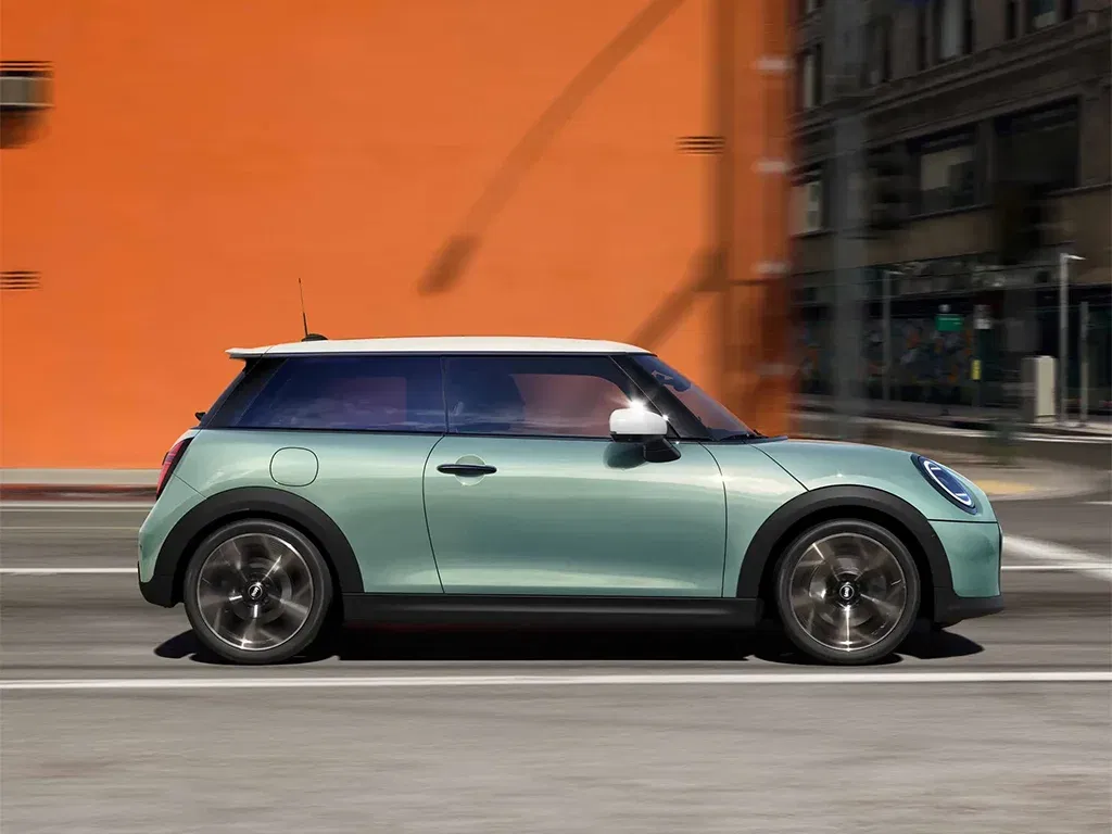 MINI Prestige Lease key features