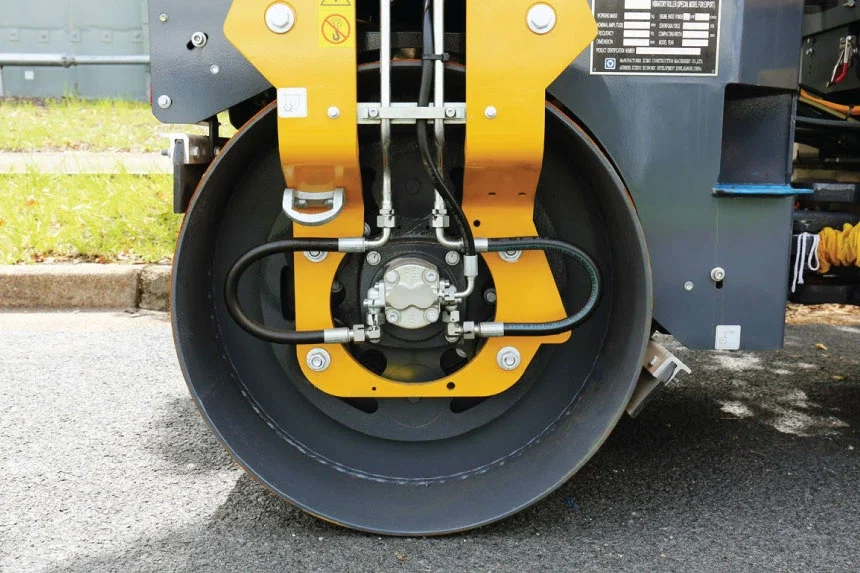 XD120 / XD120VT Vibratory Roller