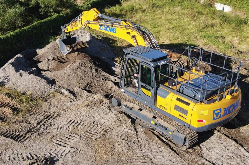 XE215LC Excavator
