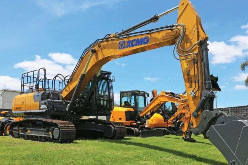 XE245LC Excavator