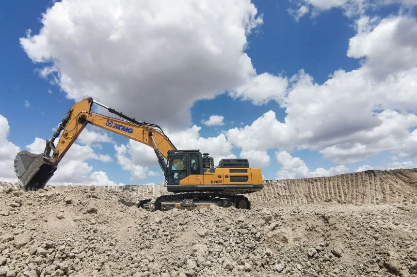 XE490DK Excavator