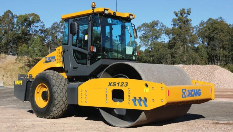 XS123 / XS123PD Vibratory Roller