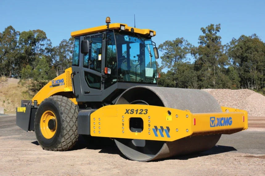 XS123 / XS123PD Vibratory Roller