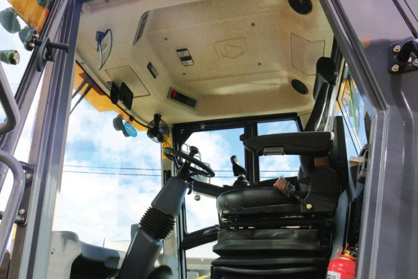 XS205S / XS205PD Vibratory Roller