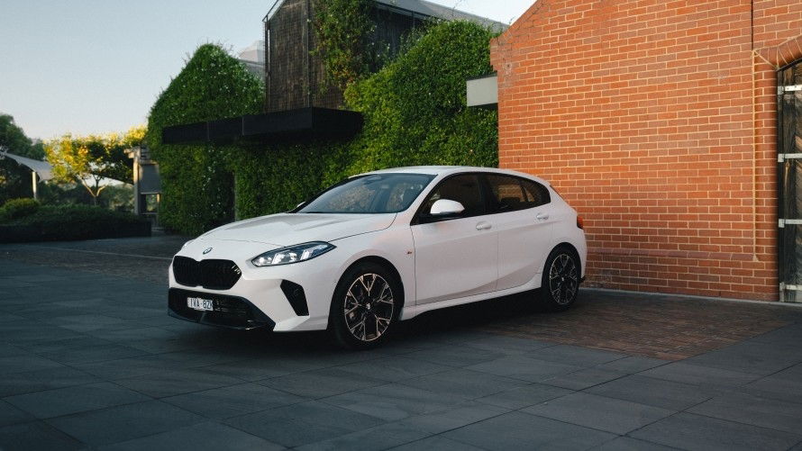 5.99%p.a. comparison rate on the BMW 118 Hatch and 218 Gran Coupé.