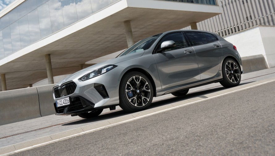 Zero deposit and 5.99% p.a. comparison rate on select 1 and 2 Series.