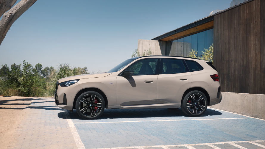 Enhance your drive with a $100 BMW Accessories & Lifestyle Voucher.