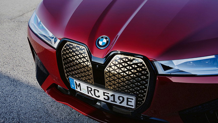 BMW iX