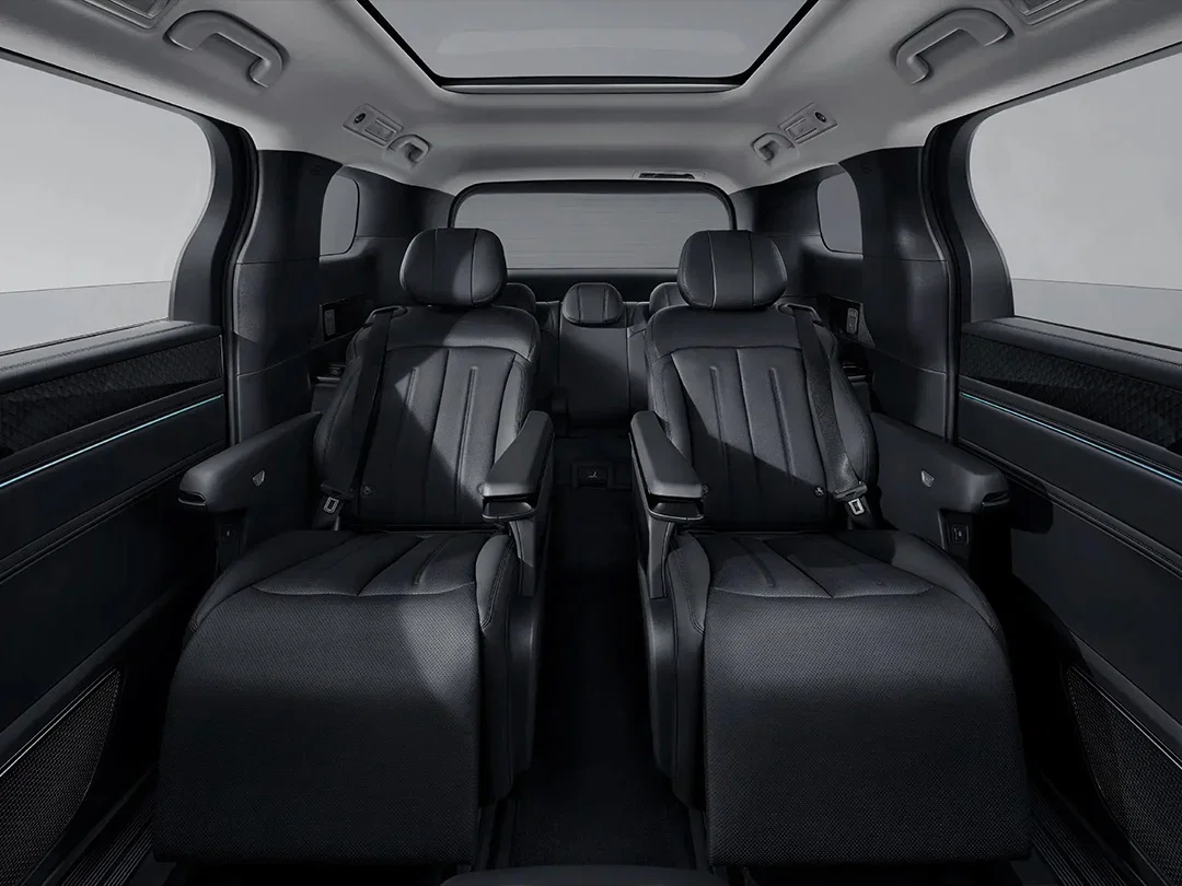 BYD M9
