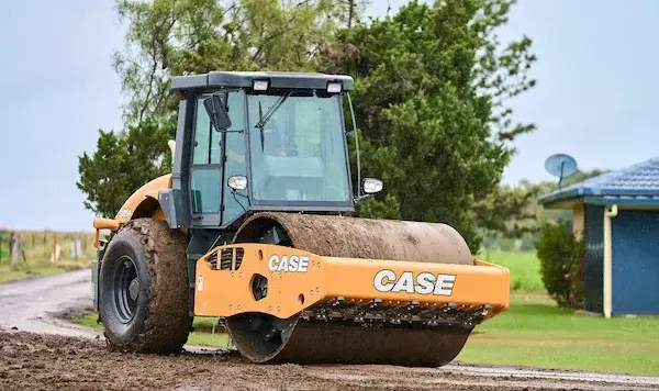 COMPACT TRACK LOADERS