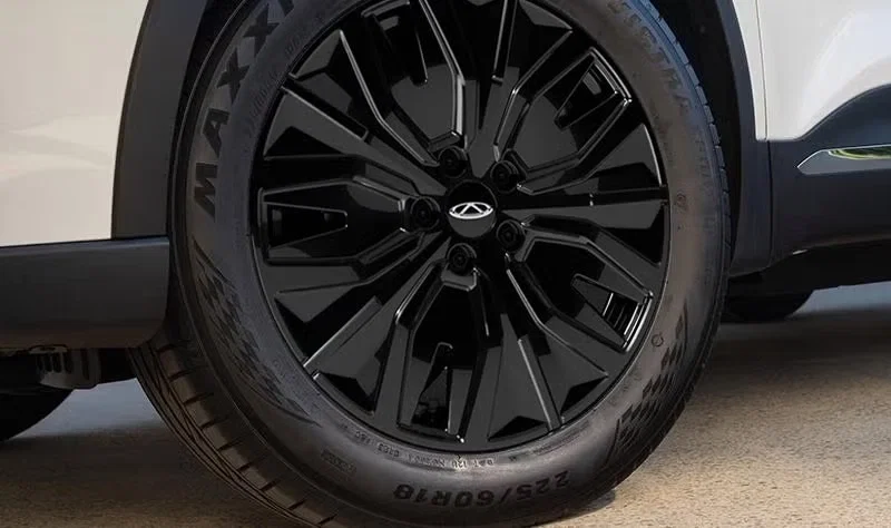 Tiggo 7 Super Hybrid Wheels Up Close