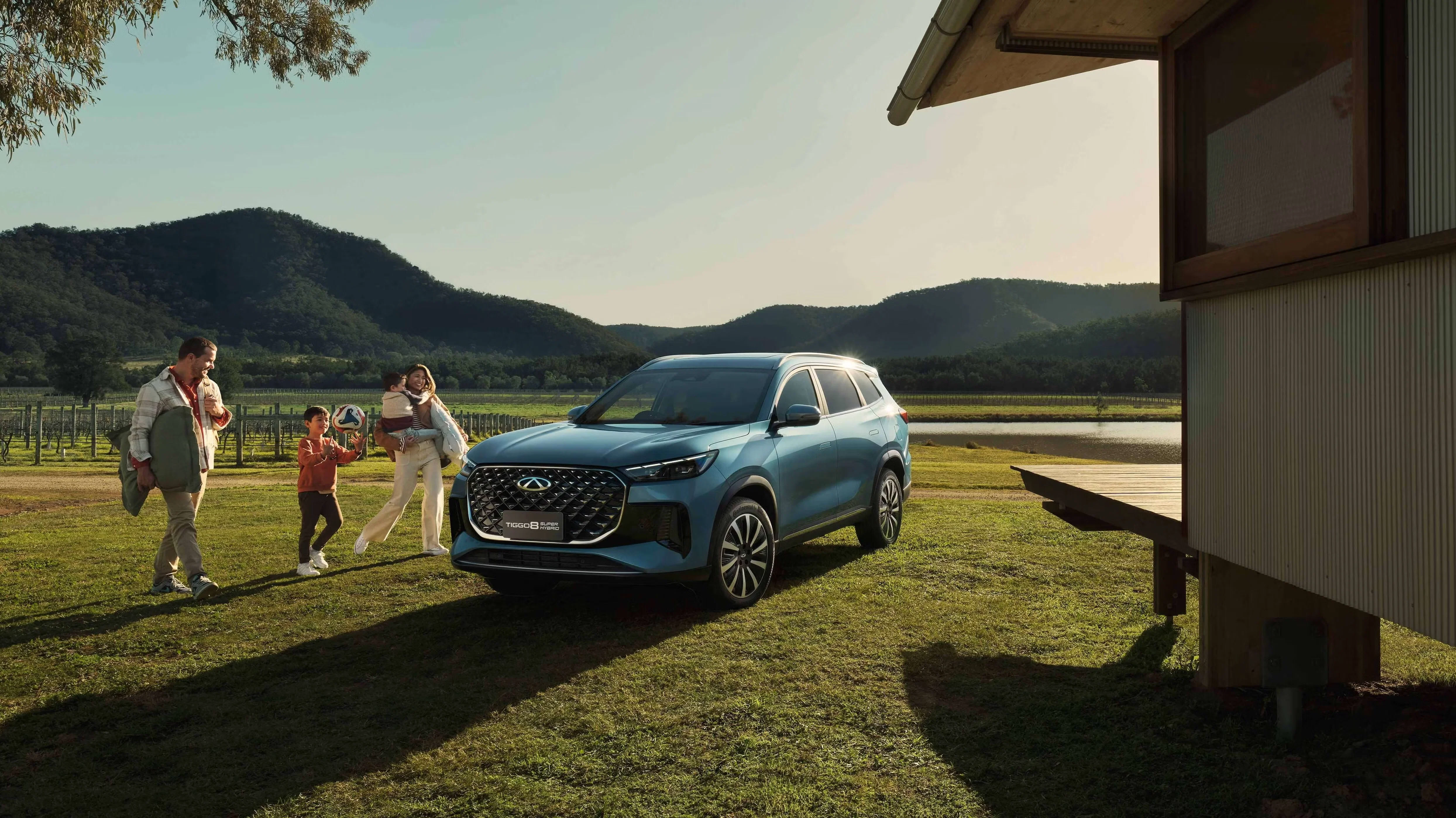 Explore Tiggo 8 Super Hybrid