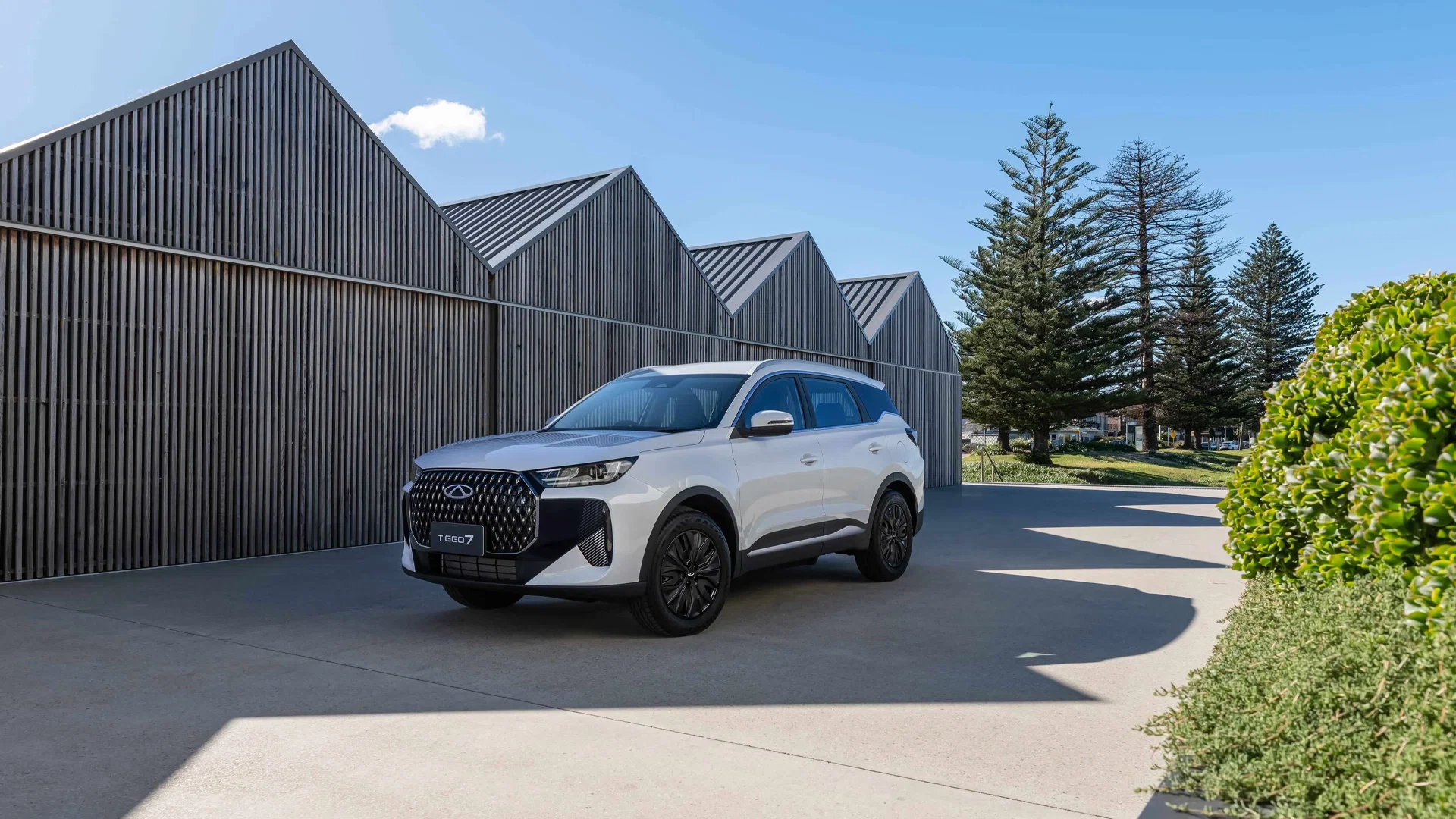 Tiggo 4 Hybrid Safety Banner