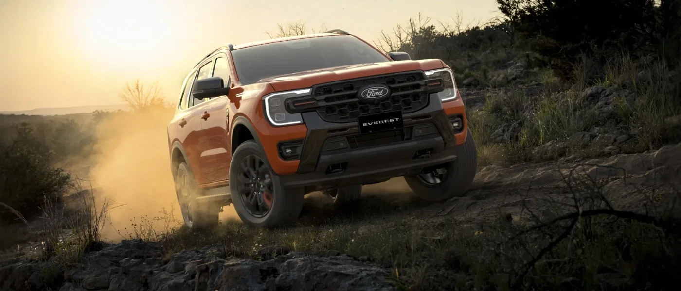 Ford Everest side profile showing its wide, commanding stance