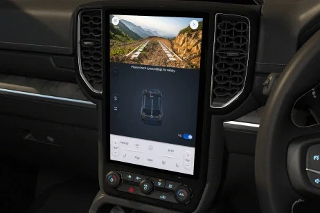 Ford Everest centre console and gear selector