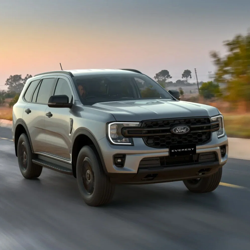 Ford Everest parked on a mountain trail