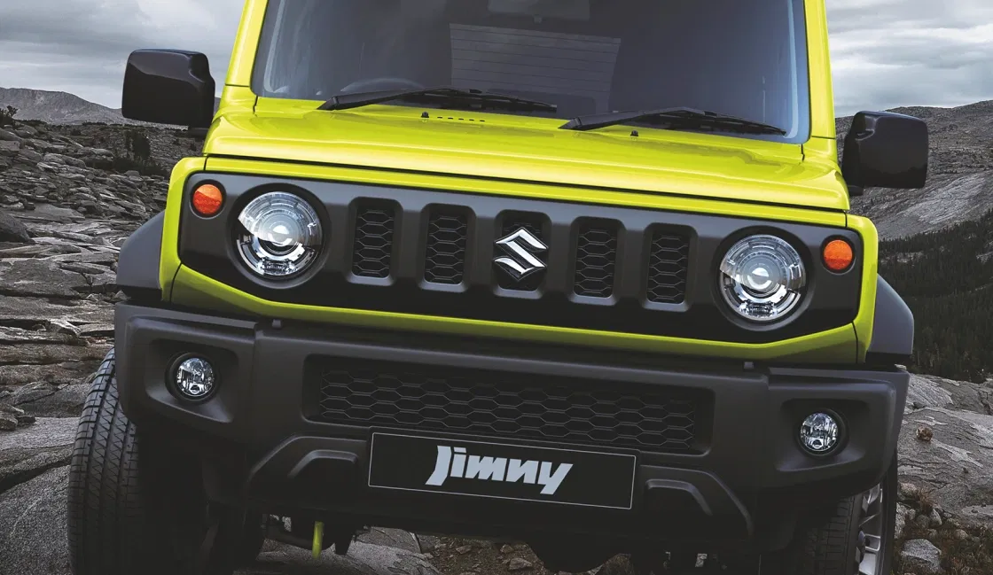 Jimny interior showing auto and manual gear options