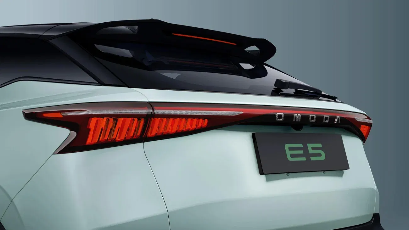 Omoda E5