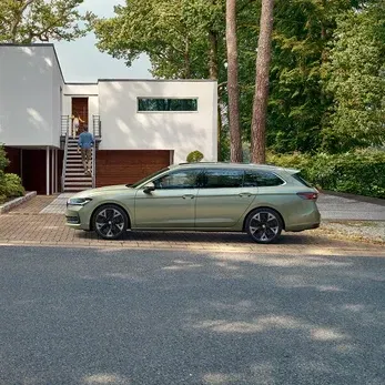 Superb Wagon