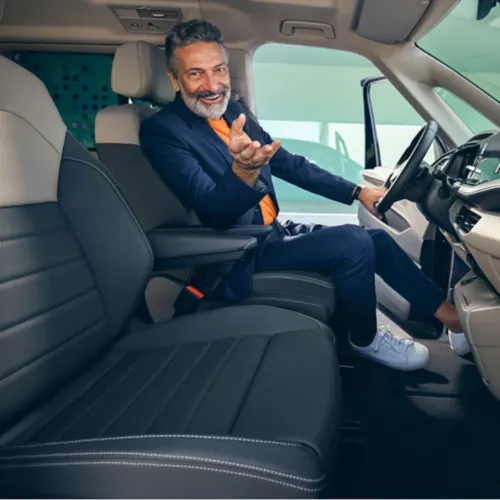 Front seats details