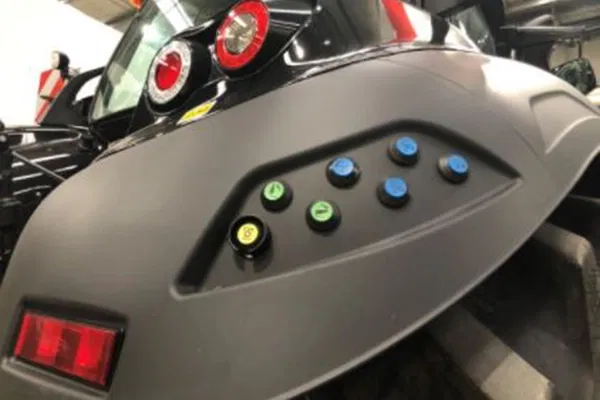 MaxCom Armrest Control